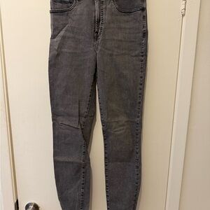 Gray High-Waisted Jeans